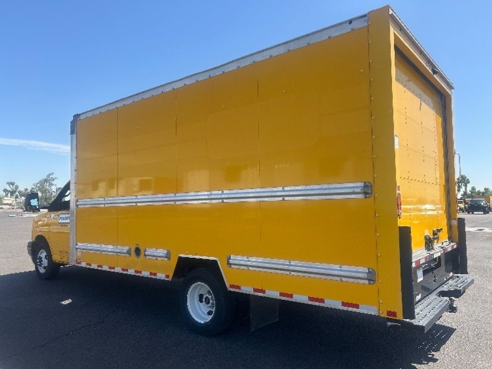 Light Duty Box Truck-Light and Medium Duty Trucks-GMC-2022-Savana G33903-Phoenix-AZ-83,560\n\t\tmiles-$ 26,500 - Image 6