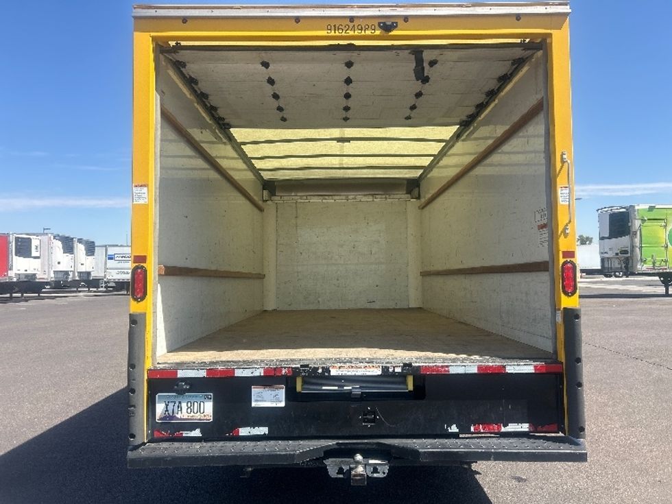 Light Duty Box Truck-Light and Medium Duty Trucks-GMC-2022-Savana G33903-Phoenix-AZ-83,560\n\t\tmiles-$ 26,500 - Image 8