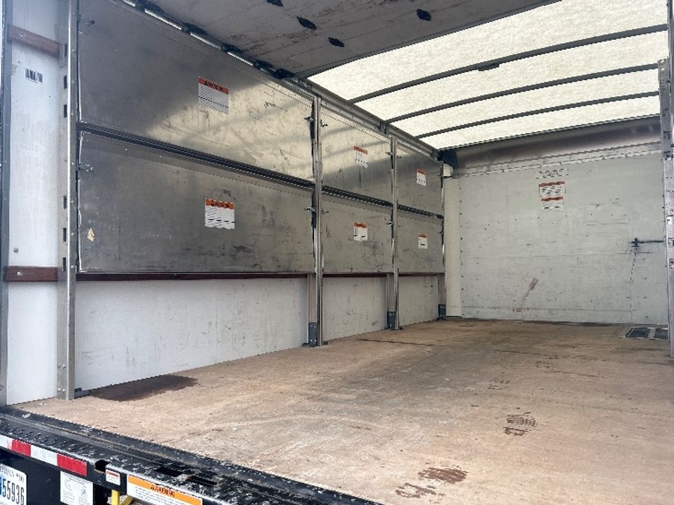Light Duty Box Truck-Light and Medium Duty Trucks-GMC-2022-Savana G33903-Piqua-OH-55,889\n\t\tmiles-$ 41,500 - Image 11