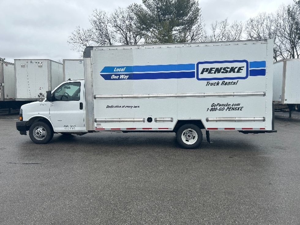Light Duty Box Truck-Light and Medium Duty Trucks-GMC-2022-Savana G33903-Piqua-OH-55,889\n\t\tmiles-$ 41,500 - Image 4