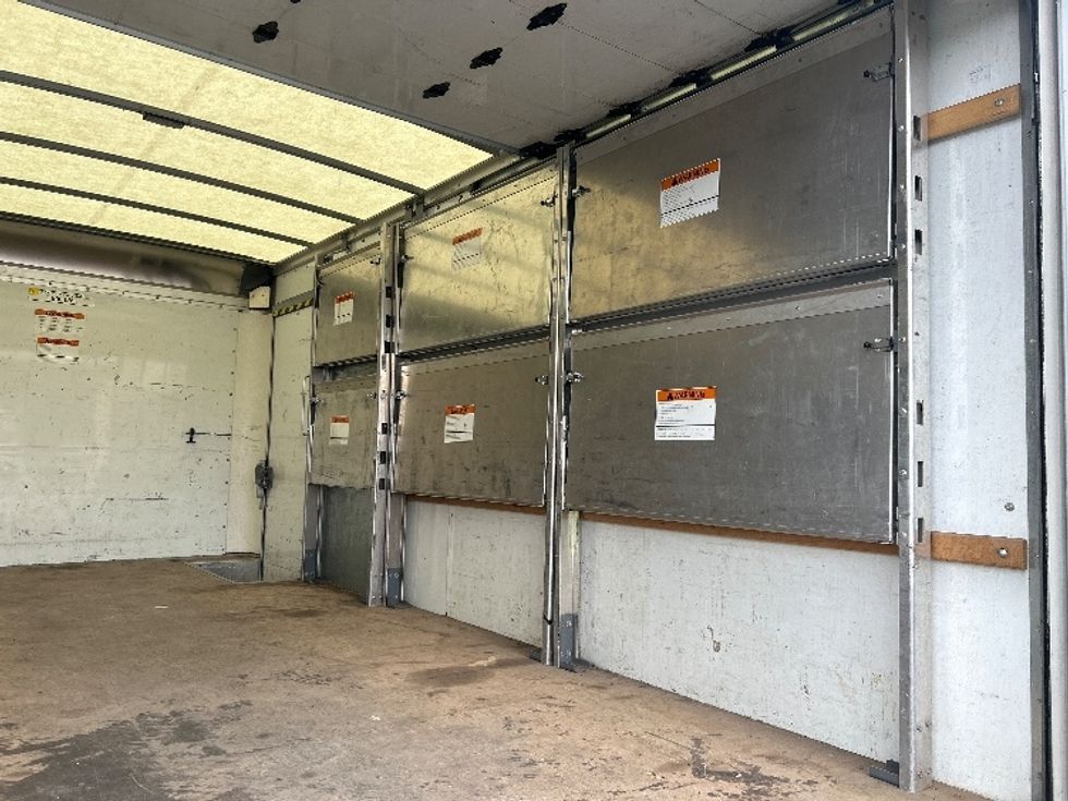 Light Duty Box Truck-Light and Medium Duty Trucks-GMC-2022-Savana G33903-Pittsburgh-PA-37,663\n\t\tmiles-$ 40,750 - Image 11