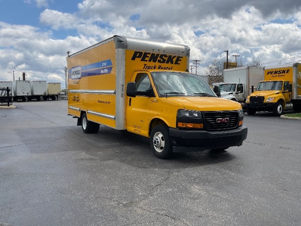 Light Duty Box Truck-Light and Medium Duty Trucks-GMC-2022-Savana G33903-Pittsburgh-PA-69,214\n\t\tmiles-$ 32,500 - Image 1