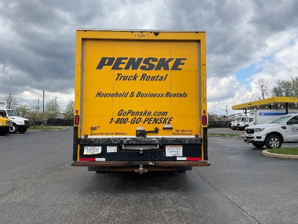 Light Duty Box Truck-Light and Medium Duty Trucks-GMC-2022-Savana G33903-Pittsburgh-PA-69,214\n\t\tmiles-$ 32,500 - Image 7