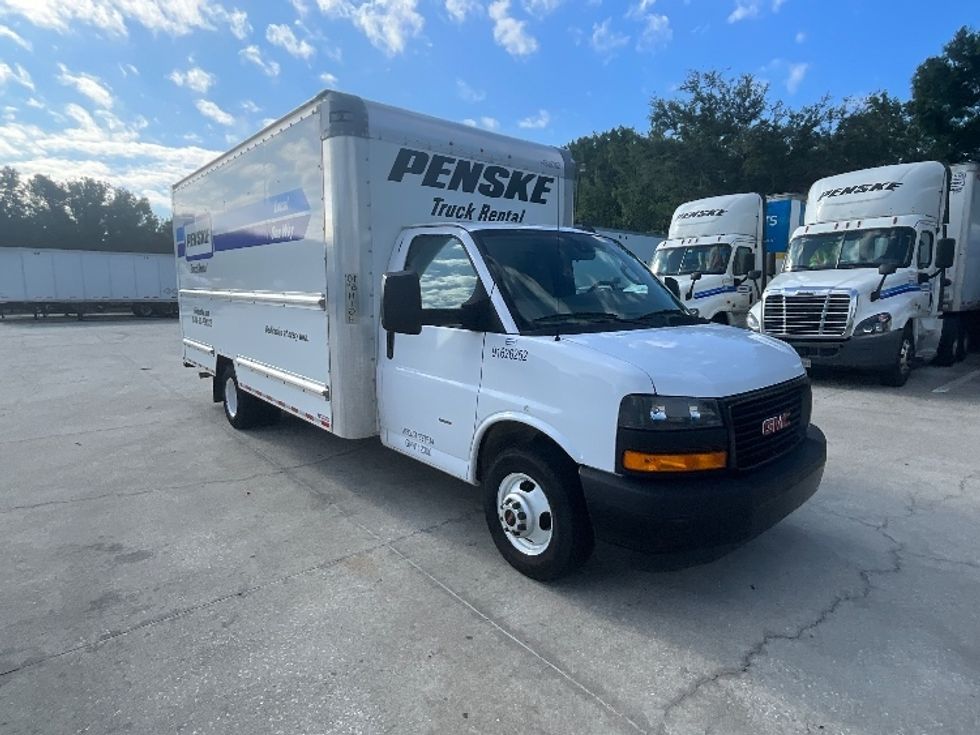 Light Duty Box Truck-Light and Medium Duty Trucks-GMC-2022-Savana G33903-Plymouth-MI-127,464\n\t\tmiles-$ 25,750 - Image 1