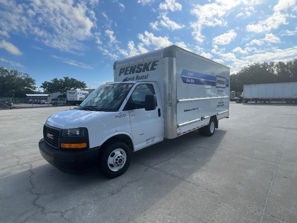 Light Duty Box Truck-Light and Medium Duty Trucks-GMC-2022-Savana G33903-Plymouth-MI-127,464\n\t\tmiles-$ 25,750 - Image 3