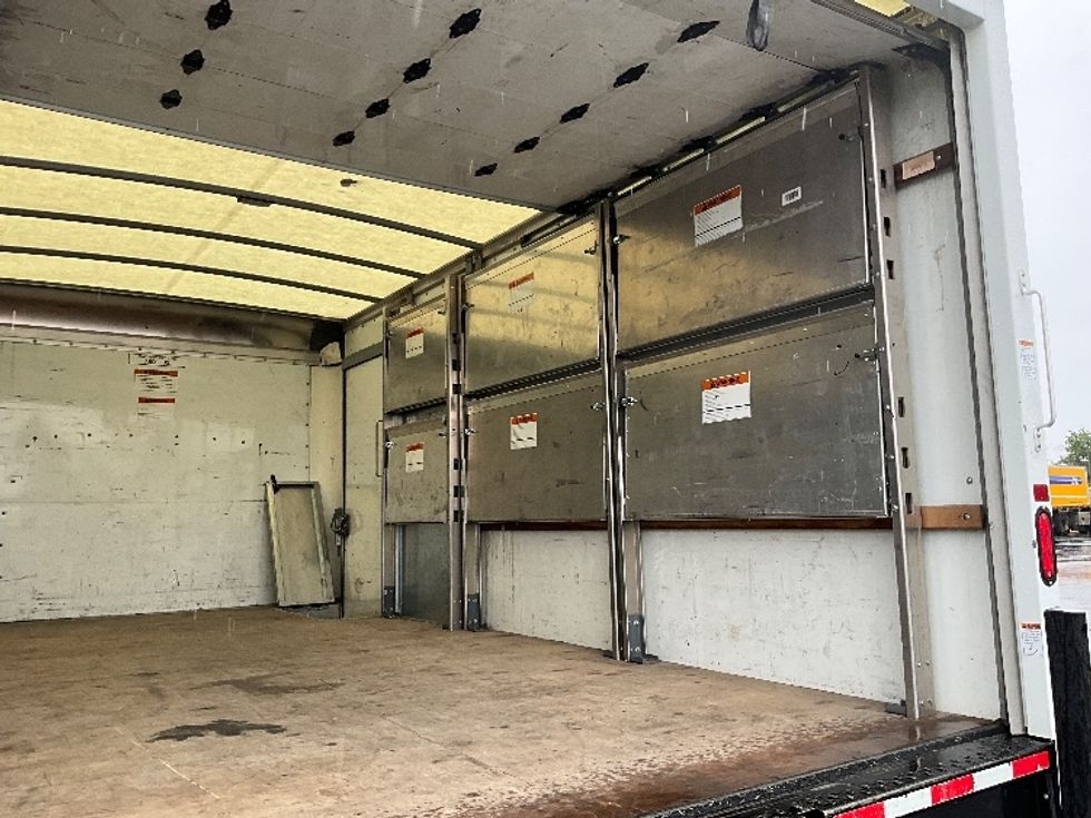 Light Duty Box Truck-Light and Medium Duty Trucks-GMC-2022-Savana G33903-Portland-OR-41,349\n\t\tmiles-$ 42,250 - Image 12