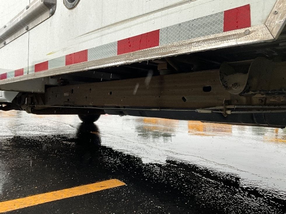Light Duty Box Truck-Light and Medium Duty Trucks-GMC-2022-Savana G33903-Portland-OR-41,349\n\t\tmiles-$ 42,250 - Image 5