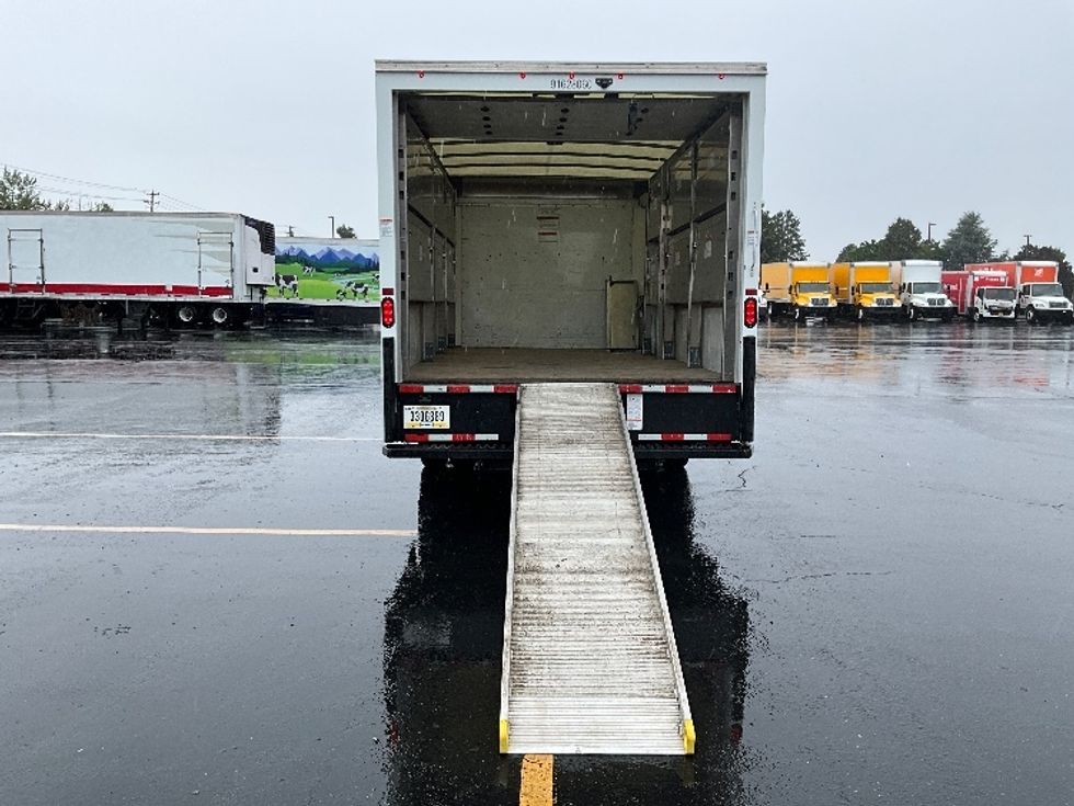 Light Duty Box Truck-Light and Medium Duty Trucks-GMC-2022-Savana G33903-Portland-OR-41,349\n\t\tmiles-$ 42,250 - Image 9