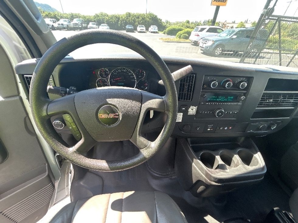 Light Duty Box Truck-Light and Medium Duty Trucks-GMC-2022-Savana G33903-Portland-OR-47,684\n\t\tmiles-$ 44,000 - Image 18