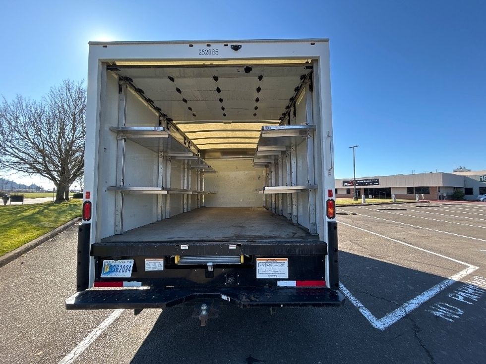 Light Duty Box Truck-Light and Medium Duty Trucks-GMC-2022-Savana G33903-Portland-OR-48,745\n\t\tmiles-$ 40,250 - Image 8