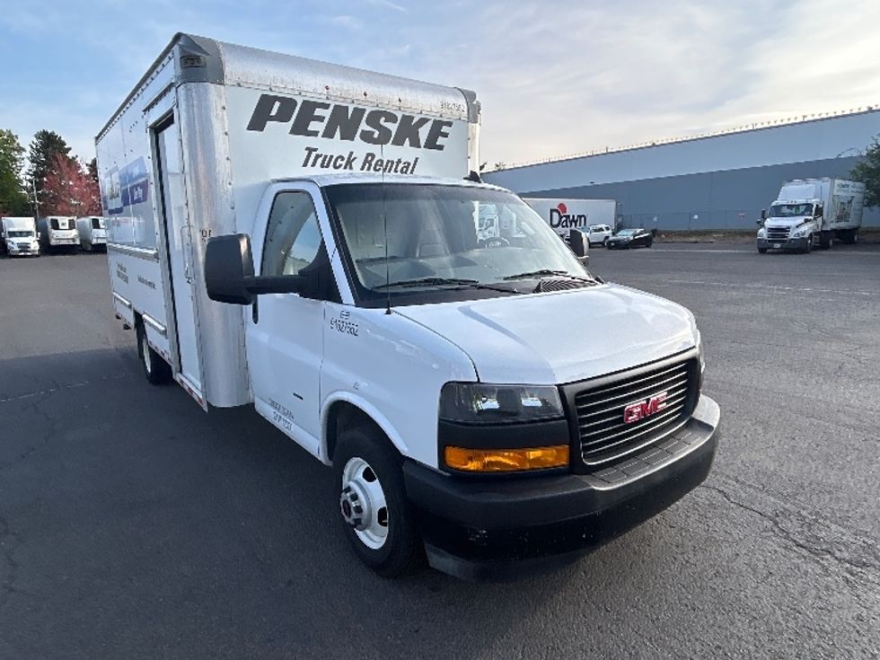 Light Duty Box Truck-Light and Medium Duty Trucks-GMC-2022-Savana G33903-Portland-OR-53,782\n\t\tmiles-$ 34,750 - Image 1