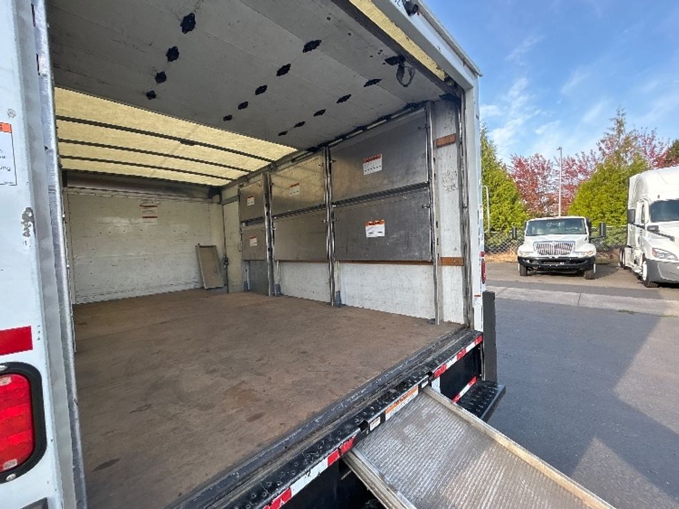 Light Duty Box Truck-Light and Medium Duty Trucks-GMC-2022-Savana G33903-Portland-OR-53,782\n\t\tmiles-$ 34,750 - Image 12