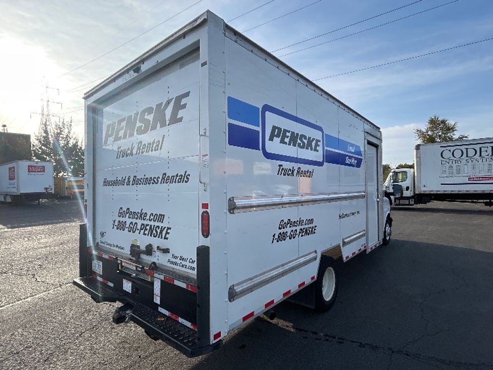 Light Duty Box Truck-Light and Medium Duty Trucks-GMC-2022-Savana G33903-Portland-OR-53,782\n\t\tmiles-$ 34,750 - Image 13