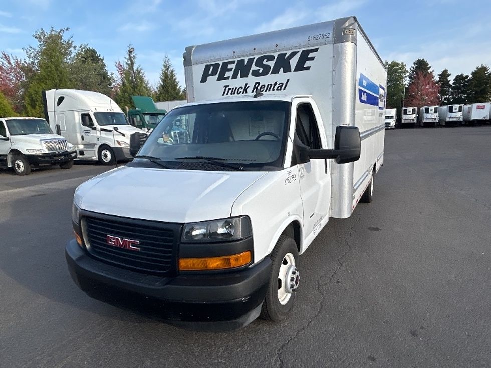 Light Duty Box Truck-Light and Medium Duty Trucks-GMC-2022-Savana G33903-Portland-OR-53,782\n\t\tmiles-$ 34,750 - Image 3