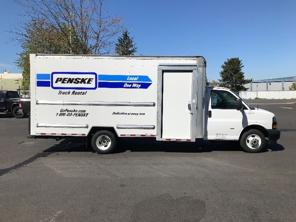 Light Duty Box Truck-Light and Medium Duty Trucks-GMC-2022-Savana G33903-Portland-OR-72,609\n\t\tmiles-$ 42,000 - Image 15
