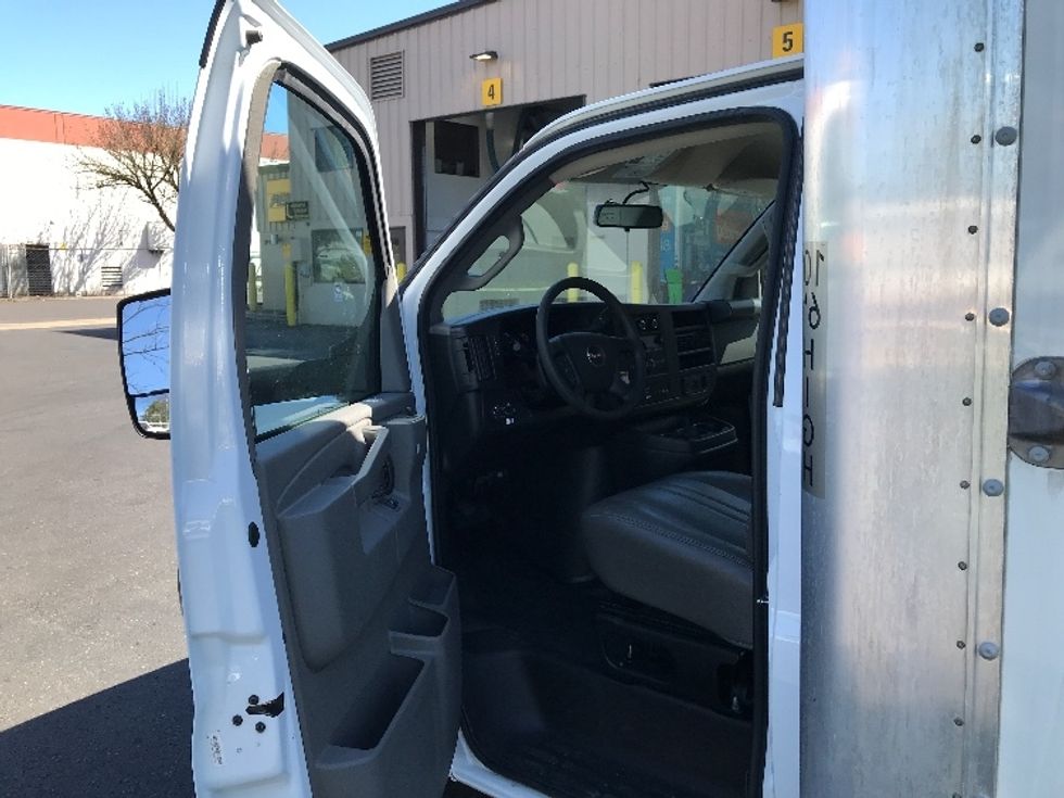 Light Duty Box Truck-Light and Medium Duty Trucks-GMC-2022-Savana G33903-Portland-OR-72,609\n\t\tmiles-$ 42,000 - Image 16