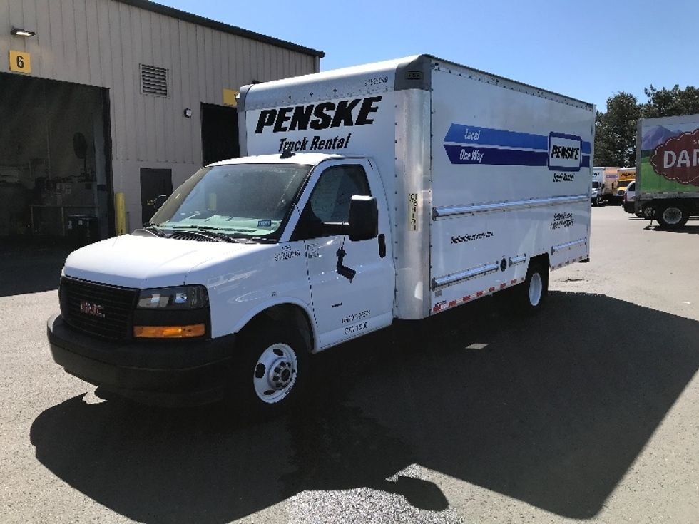 Light Duty Box Truck-Light and Medium Duty Trucks-GMC-2022-Savana G33903-Portland-OR-72,609\n\t\tmiles-$ 42,000 - Image 3