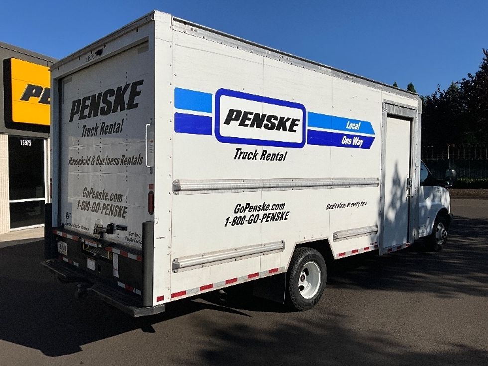 Light Duty Box Truck-Light and Medium Duty Trucks-GMC-2022-Savana G33903-Portland-OR-73,502\n\t\tmiles-$ 34,000 - Image 13