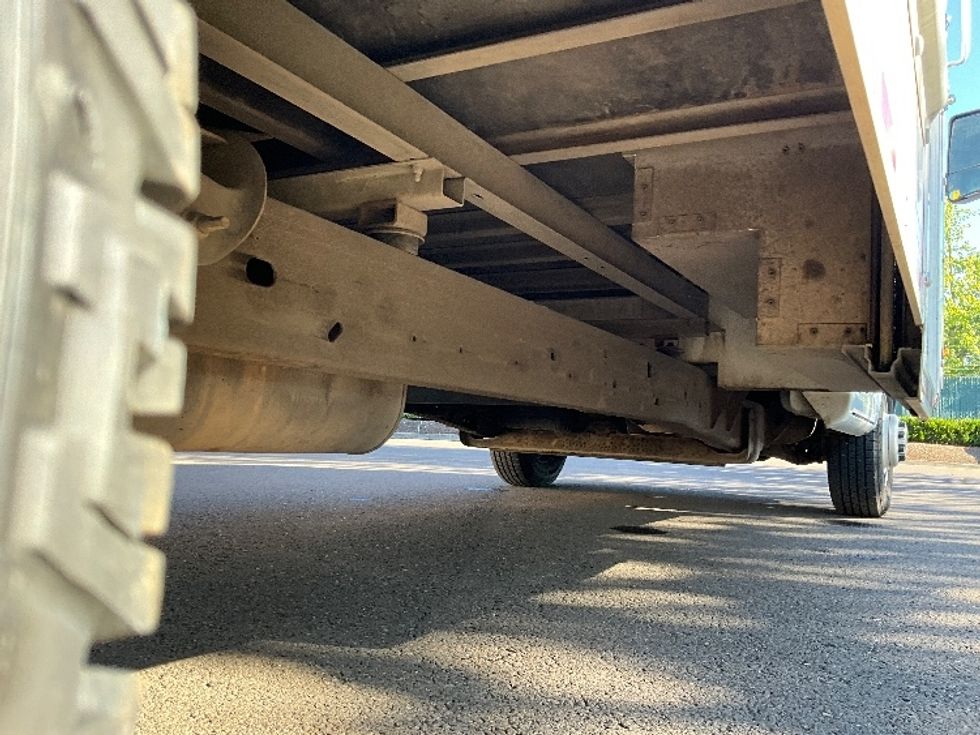Light Duty Box Truck-Light and Medium Duty Trucks-GMC-2022-Savana G33903-Portland-OR-73,502\n\t\tmiles-$ 34,000 - Image 14