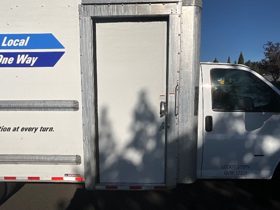 Light Duty Box Truck-Light and Medium Duty Trucks-GMC-2022-Savana G33903-Portland-OR-73,502\n\t\tmiles-$ 34,000 - Image 25
