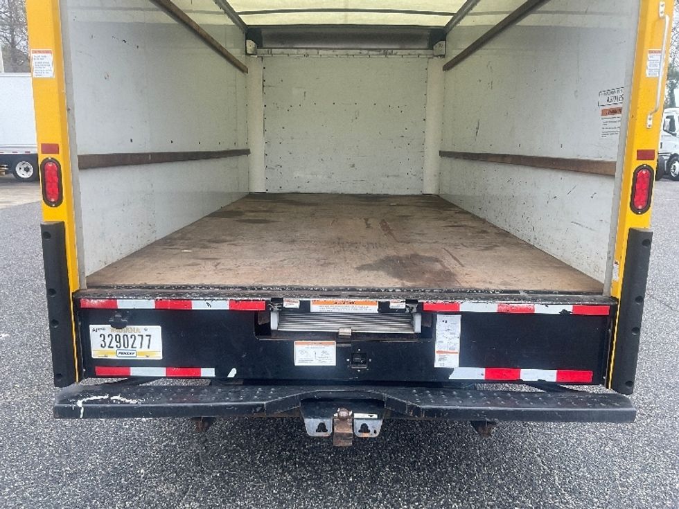 Light Duty Box Truck-Light and Medium Duty Trucks-GMC-2022-Savana G33903-Prince George-VA-134,720\n\t\tmiles-$ 24,000 - Image 10