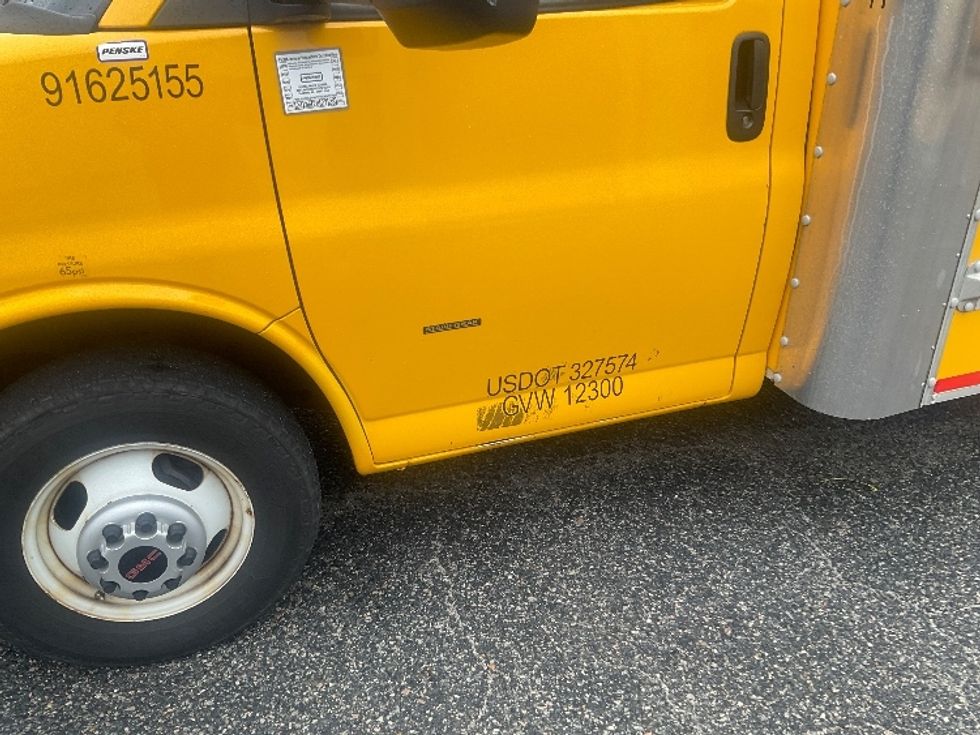 Light Duty Box Truck-Light and Medium Duty Trucks-GMC-2022-Savana G33903-Prince George-VA-134,720\n\t\tmiles-$ 24,000 - Image 25