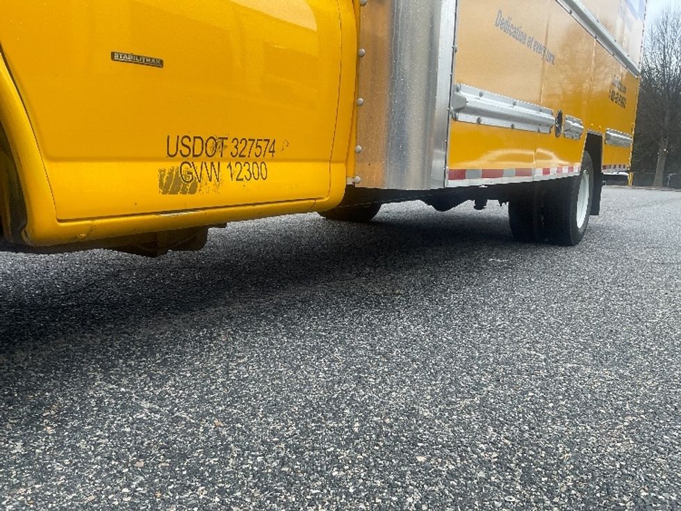 Light Duty Box Truck-Light and Medium Duty Trucks-GMC-2022-Savana G33903-Prince George-VA-134,720\n\t\tmiles-$ 24,000 - Image 5