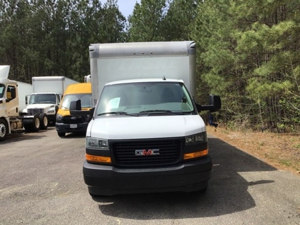 Light Duty Box Truck-Light and Medium Duty Trucks-GMC-2022-Savana G33903-Prince George-VA-34,832\n\t\tmiles-$ 30,750 - Image 2