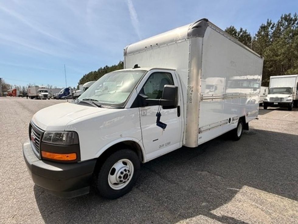 Light Duty Box Truck-Light and Medium Duty Trucks-GMC-2022-Savana G33903-Prince George-VA-61,034\n\t\tmiles-$ 31,500 - Image 3