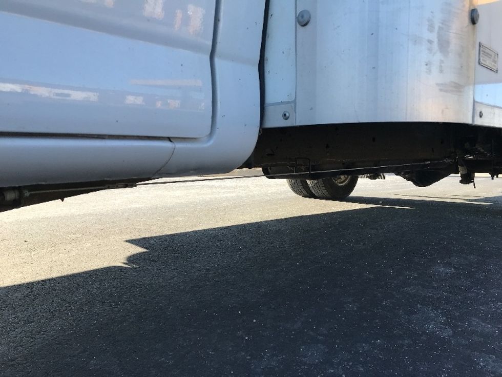 Light Duty Box Truck-Light and Medium Duty Trucks-GMC-2022-Savana G33903-Prince George-VA-61,034\n\t\tmiles-$ 31,500 - Image 5