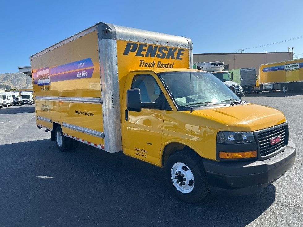 Light Duty Box Truck-Light and Medium Duty Trucks-GMC-2022-Savana G33903-Raleigh-NC-84,982\n\t\tmiles-$ 30,750 - Image 1