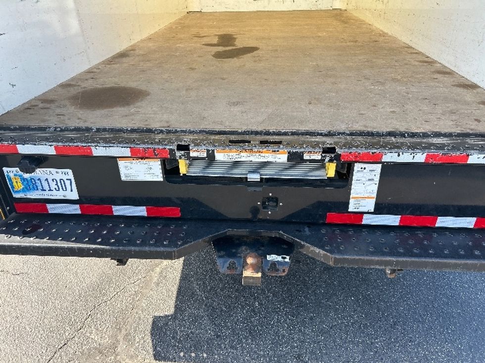 Light Duty Box Truck-Light and Medium Duty Trucks-GMC-2022-Savana G33903-Raleigh-NC-84,982\n\t\tmiles-$ 30,750 - Image 9