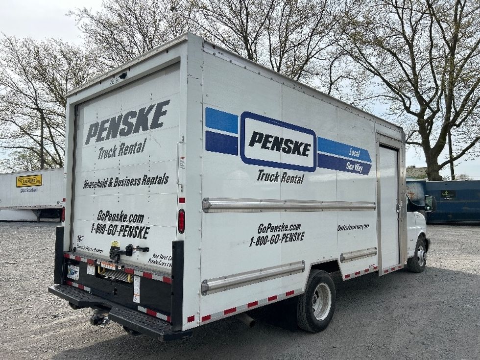 Light Duty Box Truck-Light and Medium Duty Trucks-GMC-2022-Savana G33903-Reading-PA-34,528\n\t\tmiles-$ 41,750 - Image 13