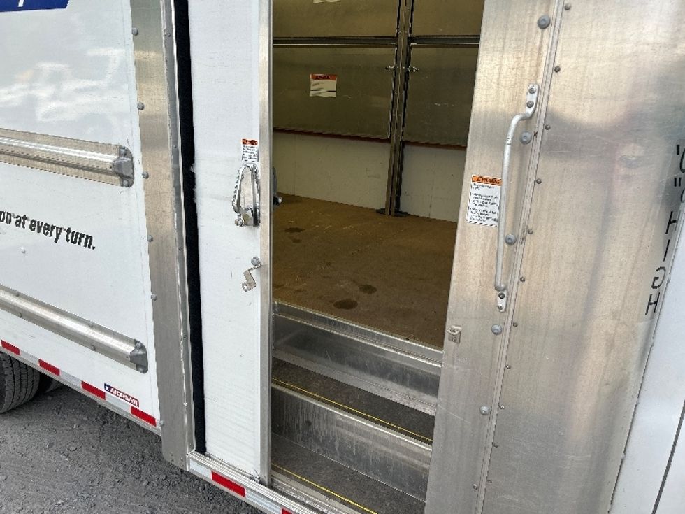 Light Duty Box Truck-Light and Medium Duty Trucks-GMC-2022-Savana G33903-Reading-PA-34,528\n\t\tmiles-$ 41,750 - Image 26