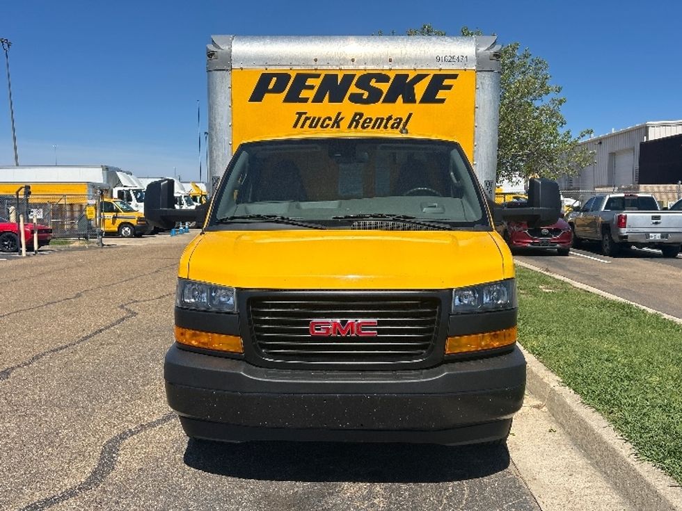 Light Duty Box Truck-Light and Medium Duty Trucks-GMC-2022-Savana G33903-Richland-MS-113,612\n\t\tmiles-$ 25,500 - Image 2