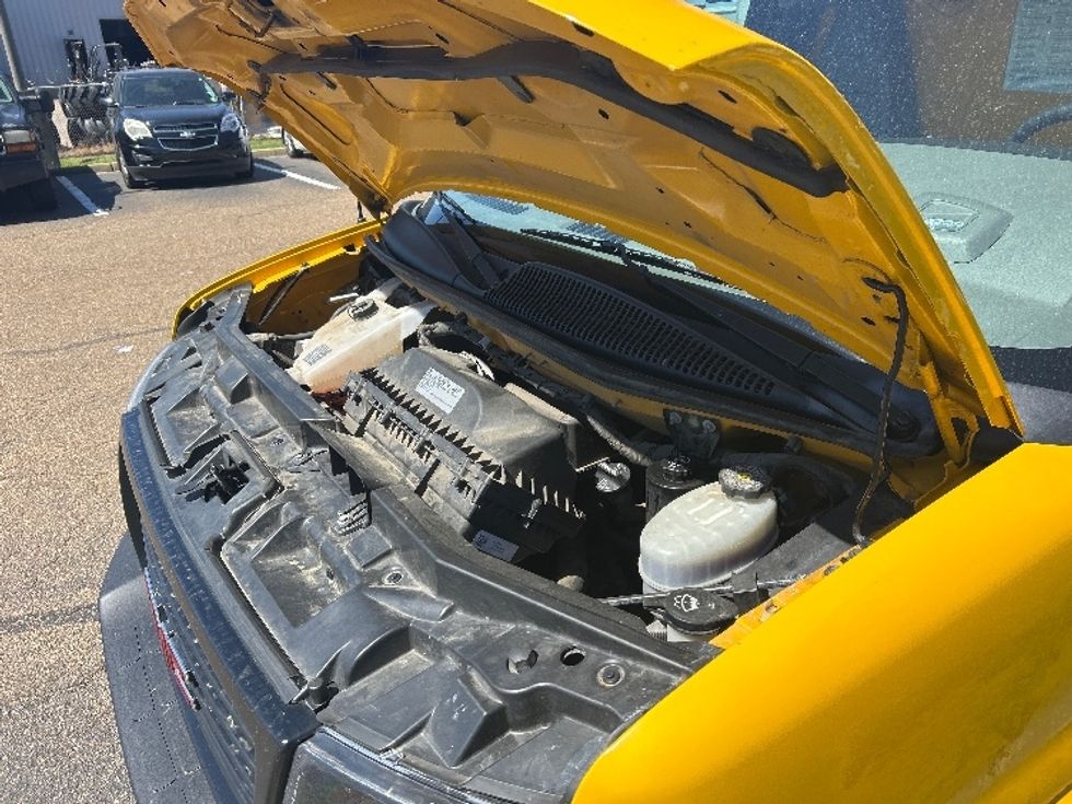 Light Duty Box Truck-Light and Medium Duty Trucks-GMC-2022-Savana G33903-Richland-MS-113,612\n\t\tmiles-$ 25,500 - Image 23