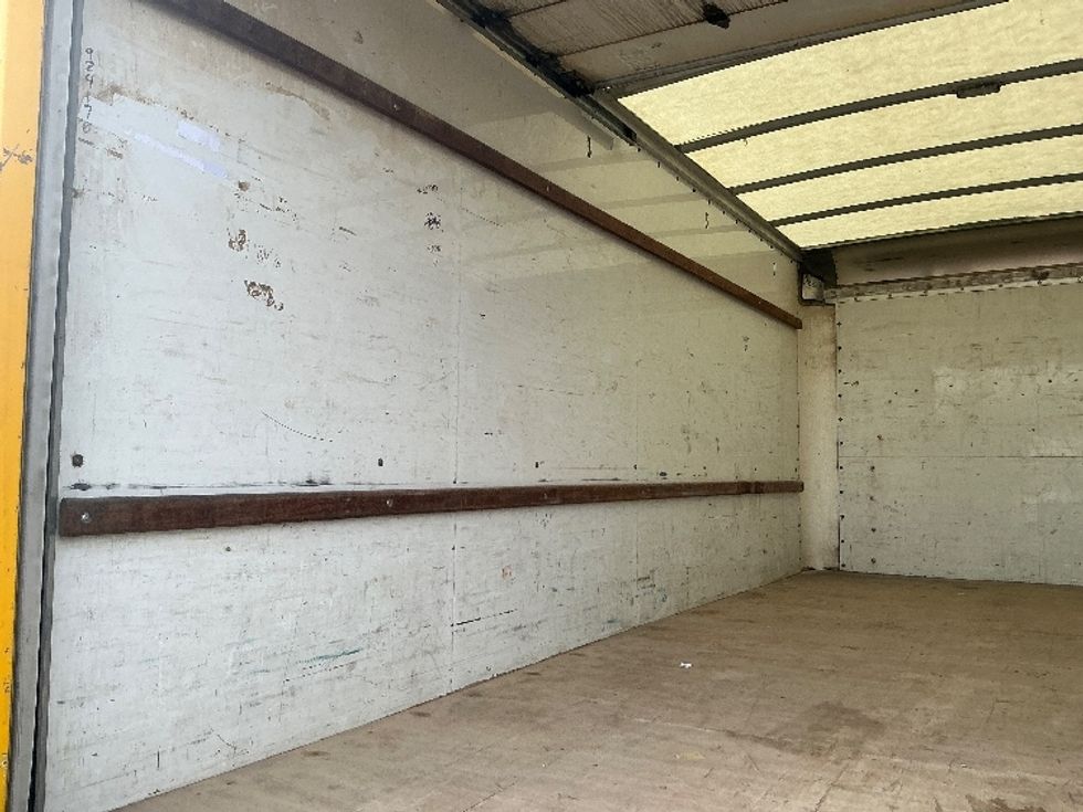 Light Duty Box Truck-Light and Medium Duty Trucks-GMC-2022-Savana G33903-Richland-MS-113,869\n\t\tmiles-$ 25,500 - Image 10