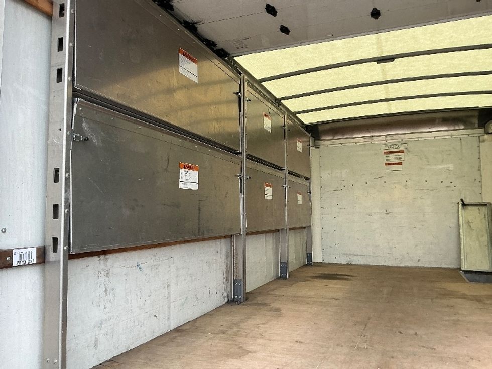 Light Duty Box Truck-Light and Medium Duty Trucks-GMC-2022-Savana G33903-Richmond-VA-52,298\n\t\tmiles-$ 49,000 - Image 11