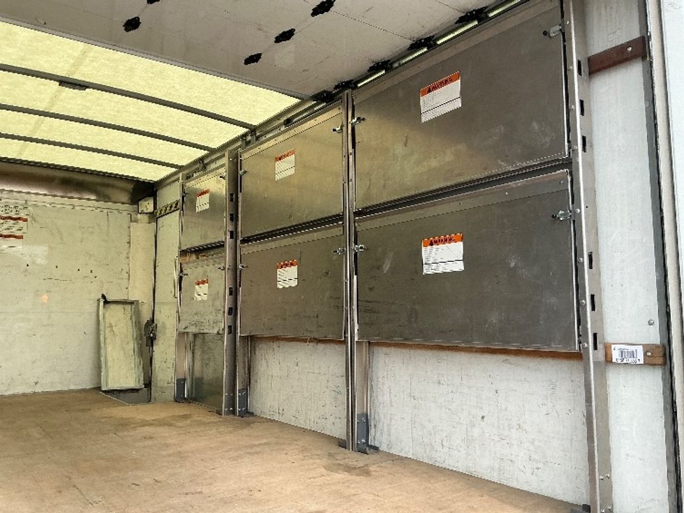 Light Duty Box Truck-Light and Medium Duty Trucks-GMC-2022-Savana G33903-Richmond-VA-52,298\n\t\tmiles-$ 49,000 - Image 12