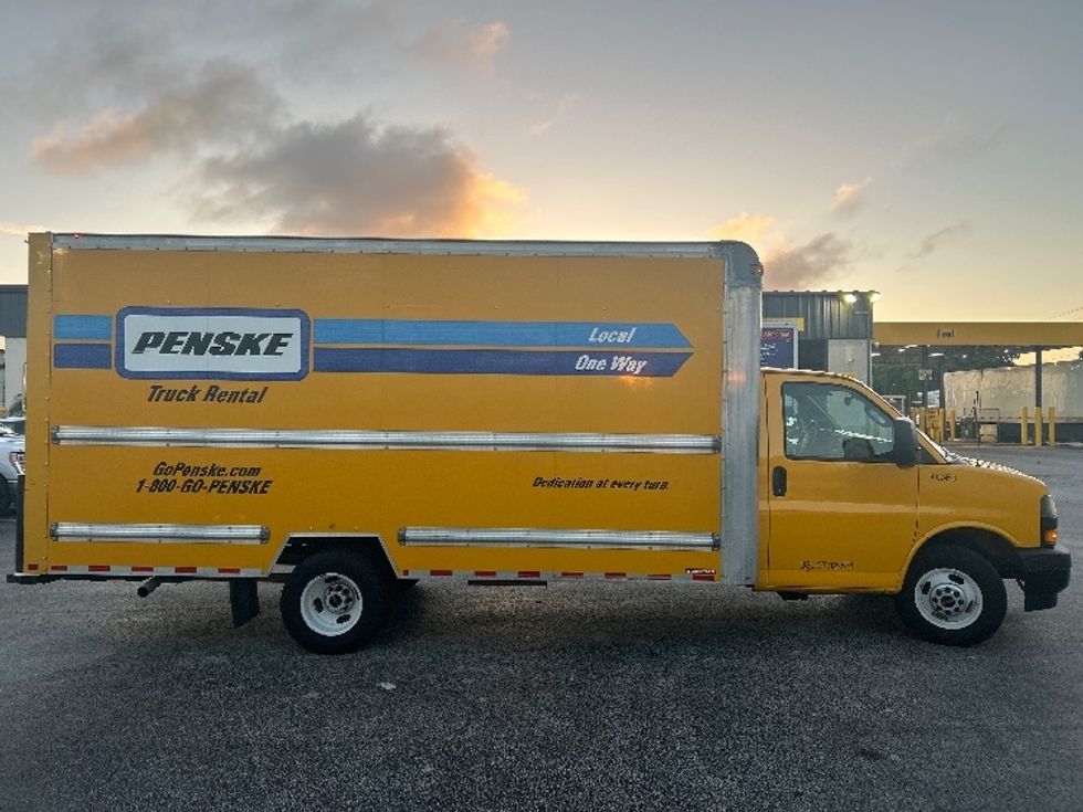 Light Duty Box Truck-Light and Medium Duty Trucks-GMC-2022-Savana G33903-Riviera Beach-FL-100,280\n\t\tmiles-$ 28,250 - Image 12