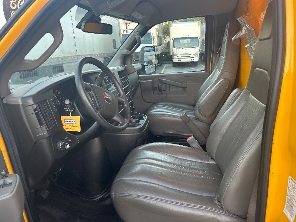 Light Duty Box Truck-Light and Medium Duty Trucks-GMC-2022-Savana G33903-Riviera Beach-FL-100,280\n\t\tmiles-$ 28,250 - Image 14