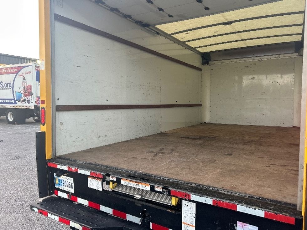 Light Duty Box Truck-Light and Medium Duty Trucks-GMC-2022-Savana G33903-Riviera Beach-FL-100,280\n\t\tmiles-$ 28,250 - Image 9