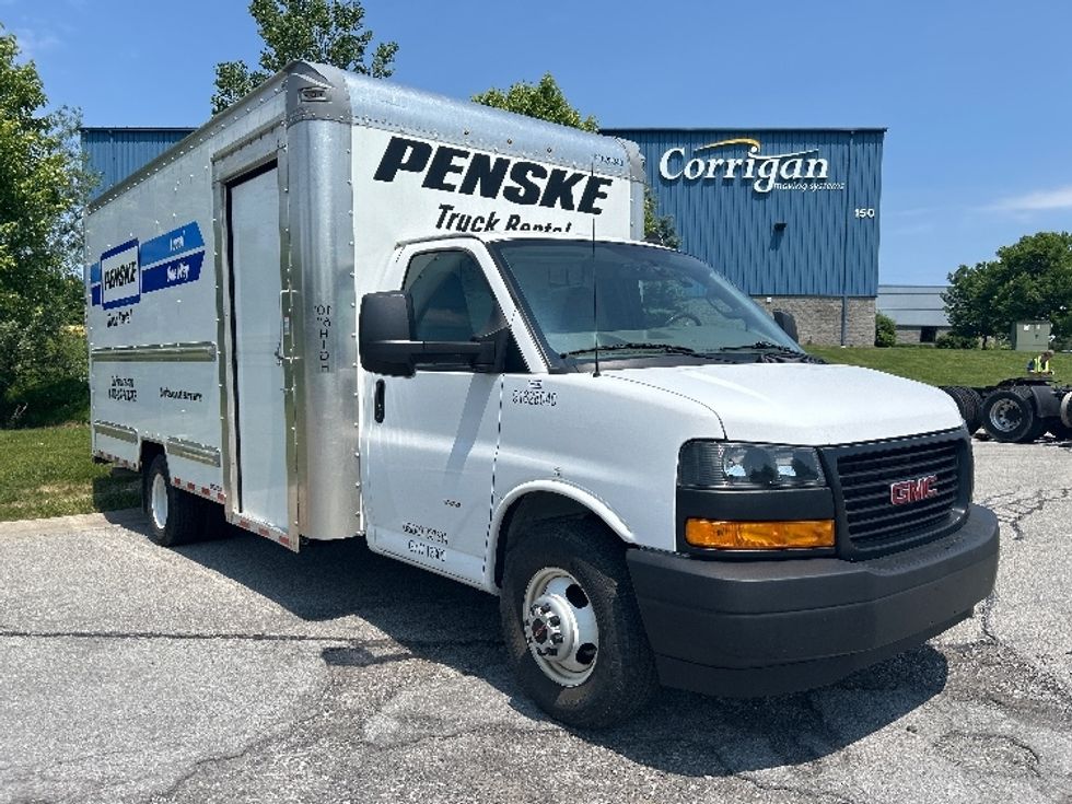Light Duty Box Truck-Light and Medium Duty Trucks-GMC-2022-Savana G33903-Rochester-NY-51,315\n\t\tmiles-$ 39,250 - Image 1