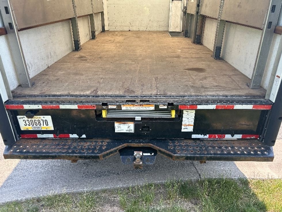 Light Duty Box Truck-Light and Medium Duty Trucks-GMC-2022-Savana G33903-Rochester-NY-51,315\n\t\tmiles-$ 39,250 - Image 10