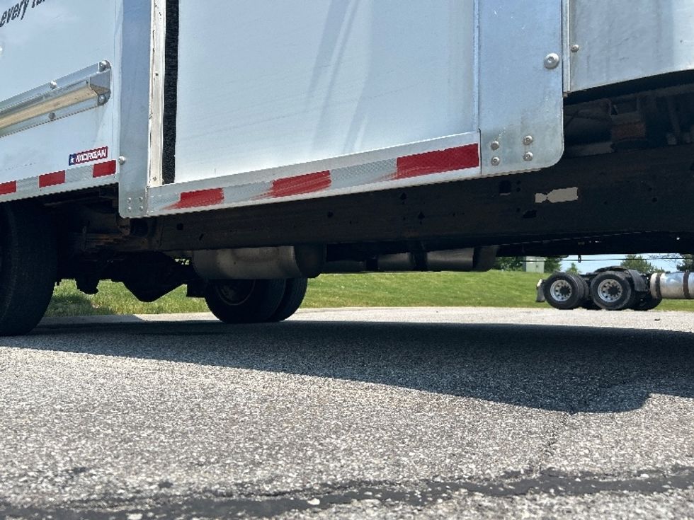 Light Duty Box Truck-Light and Medium Duty Trucks-GMC-2022-Savana G33903-Rochester-NY-51,315\n\t\tmiles-$ 39,250 - Image 14