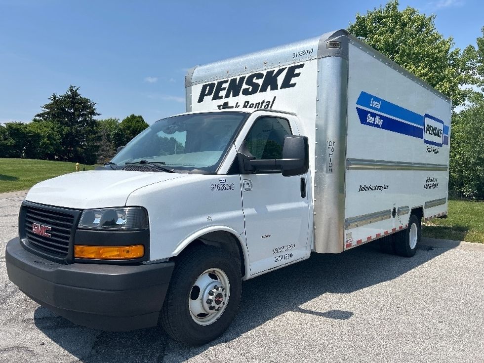 Light Duty Box Truck-Light and Medium Duty Trucks-GMC-2022-Savana G33903-Rochester-NY-51,315\n\t\tmiles-$ 39,250 - Image 3