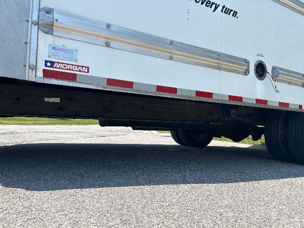 Light Duty Box Truck-Light and Medium Duty Trucks-GMC-2022-Savana G33903-Rochester-NY-51,315\n\t\tmiles-$ 39,250 - Image 5