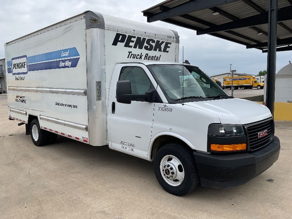 Light Duty Box Truck-Light and Medium Duty Trucks-GMC-2022-Savana G33903-Round Rock-TX-115,883\n\t\tmiles-$ 30,000 - Image 1