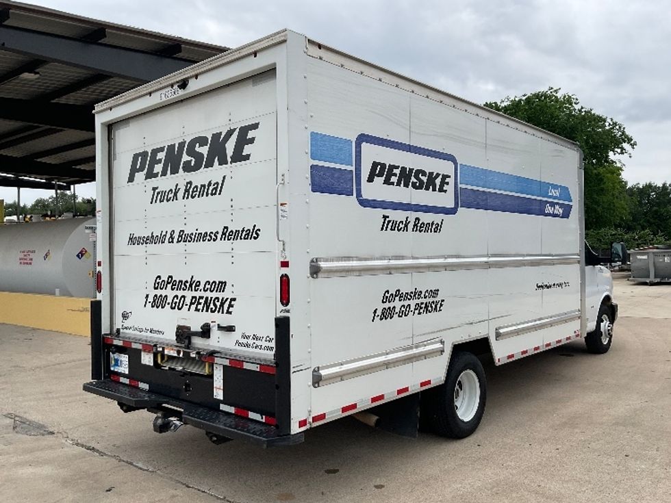 Light Duty Box Truck-Light and Medium Duty Trucks-GMC-2022-Savana G33903-Round Rock-TX-115,883\n\t\tmiles-$ 30,000 - Image 11