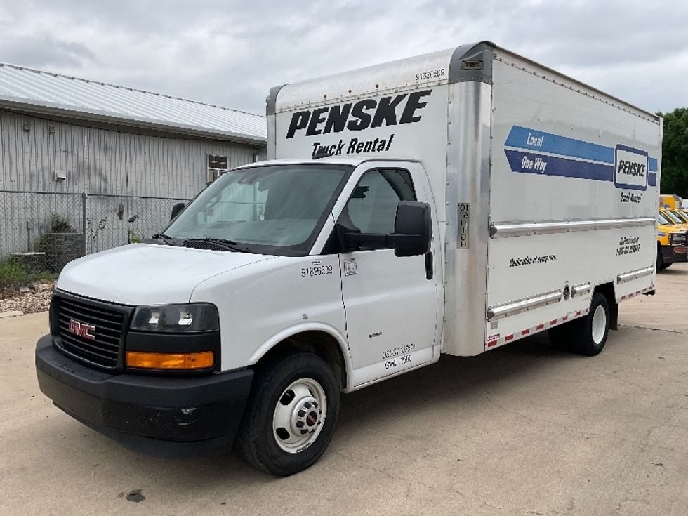 Light Duty Box Truck-Light and Medium Duty Trucks-GMC-2022-Savana G33903-Round Rock-TX-115,883\n\t\tmiles-$ 30,000 - Image 3